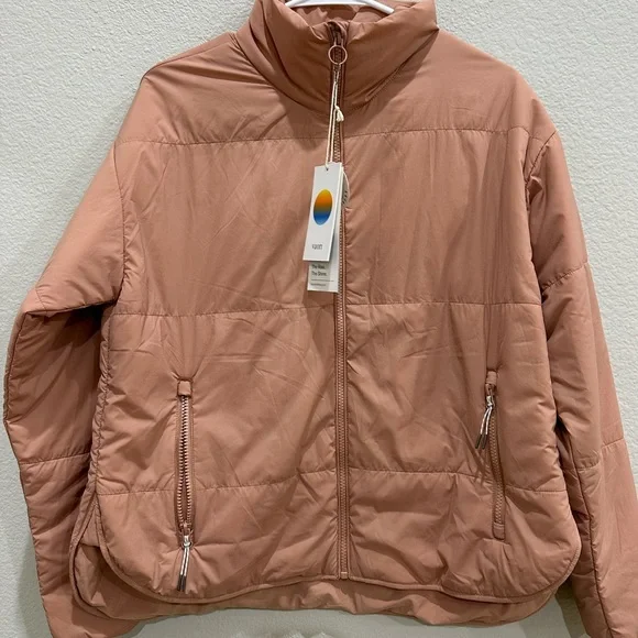 Vuori Canyon Insulated Jacket in Rose - Picture 1 of 6